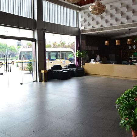 Jingyue 99 Inn Shanghai Pudong Airport Shiwan Branch شانغهاي المظهر الخارجي الصورة